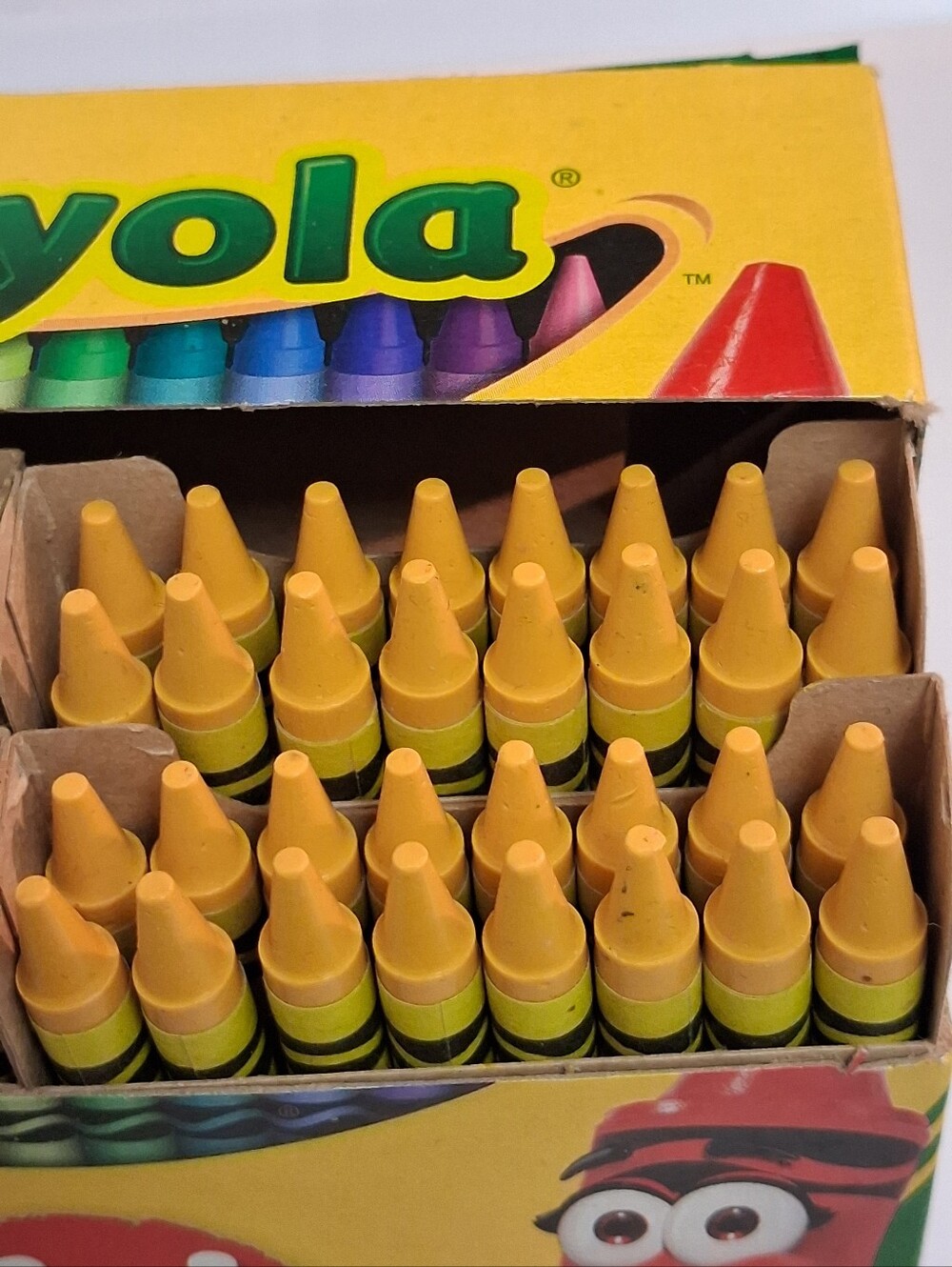 (64)Crayola Crayons (Dandelion) Single Color Bulk Lot - Picture 2 of 5